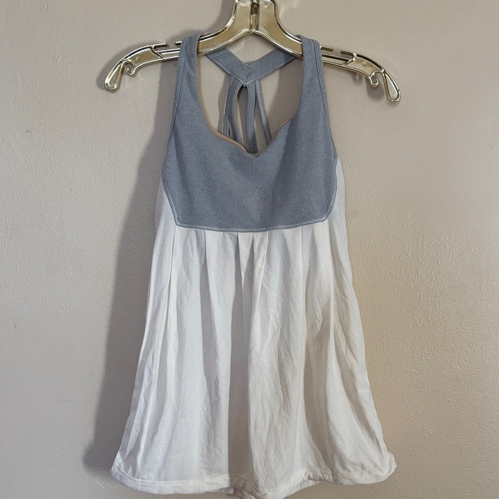 Lululemon Athletica Gray and White Blouse